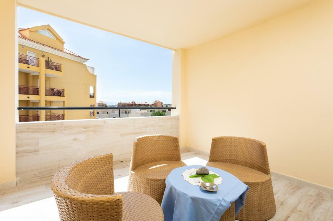 Tropic Apartments En Castle Harbour Los Cristianos  Exterior foto